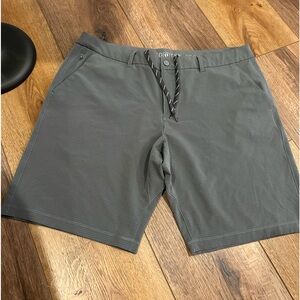 Hang Ten Men’s Flat Front Casual Lightweight Shorts ColorGray PinStripes Size 40